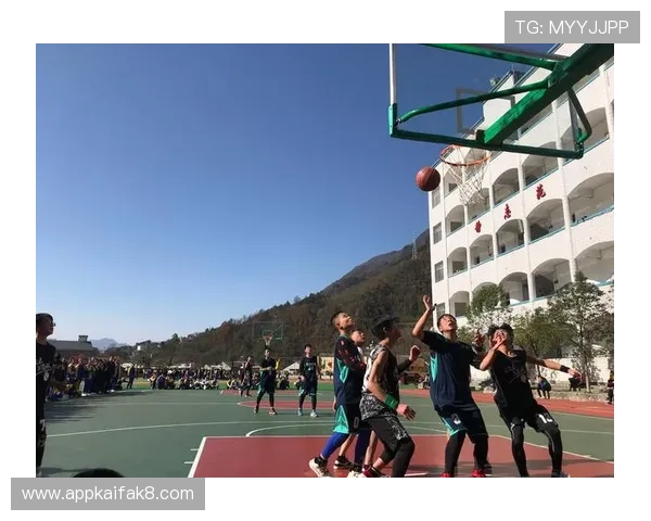 FB体育：丰富的体育视频内容带你身临其境感受比赛的激烈氛围